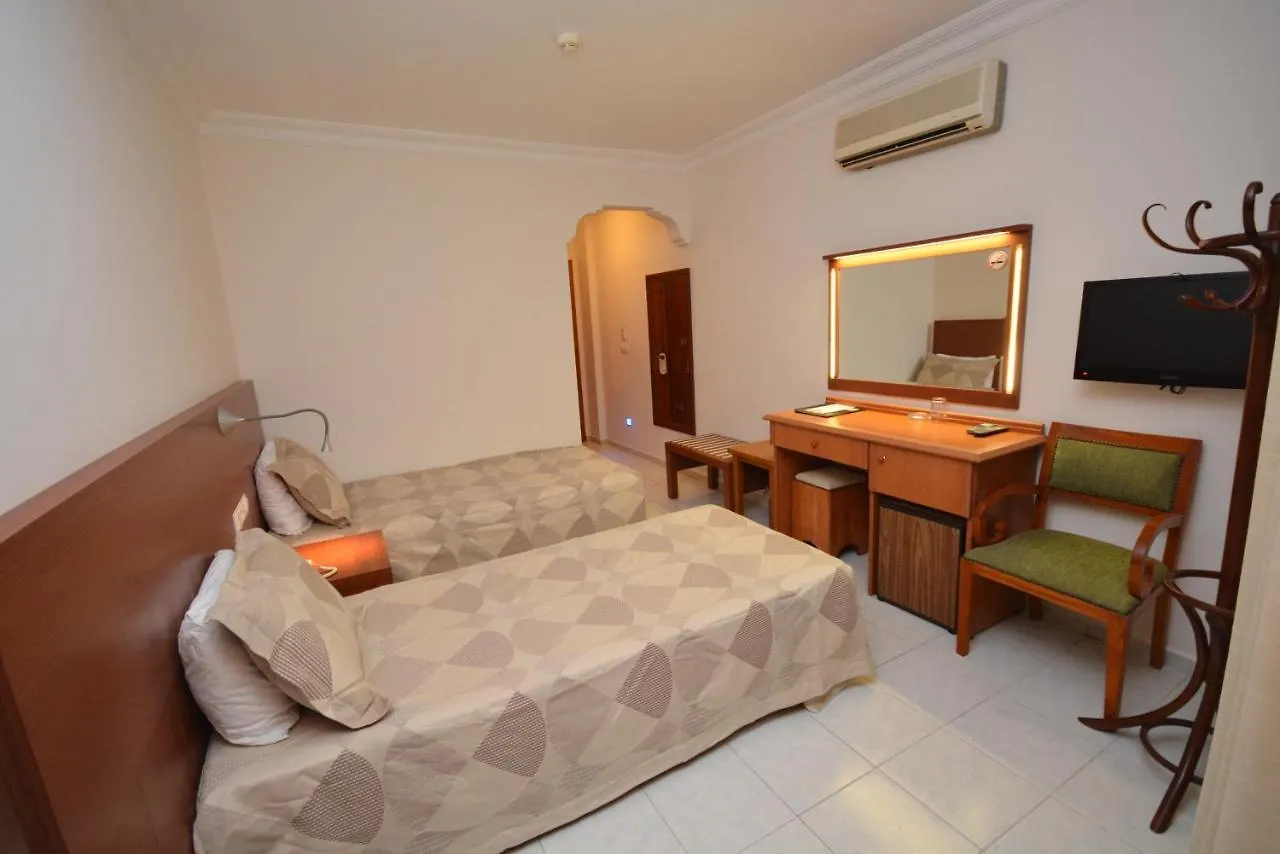 Saray Hotel Ölüdeniz